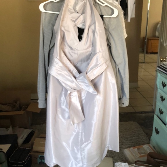 Amsale bridesmaid dress - Picture 3 of 4